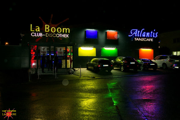 la boom nightclub age limit